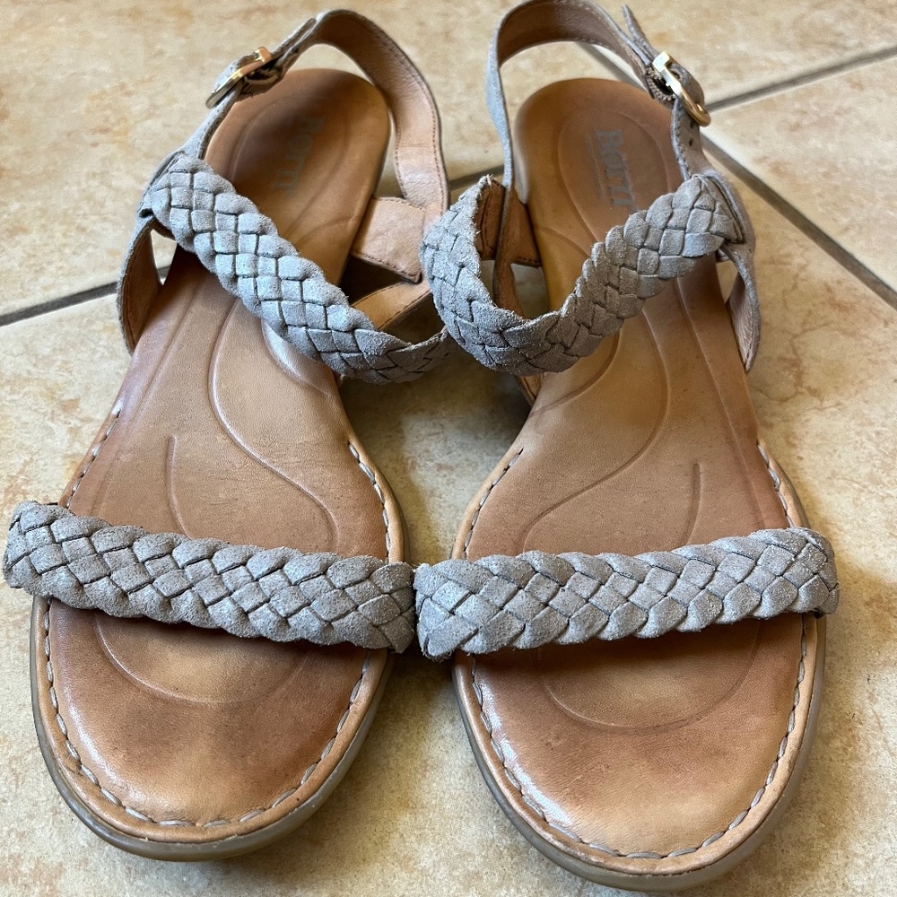 Born Gray Taupe Suede Leather Braid Strap Low Wedge Slingback Sandals Size 8 M